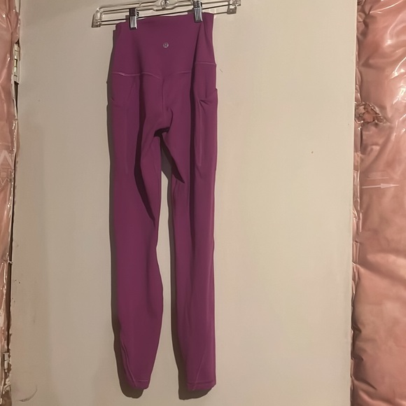 Worn Once Lululemon Align Pants Leggings 3-Pocket Magenta 25” Like New Sz 2 Slim - Picture 4 of 6